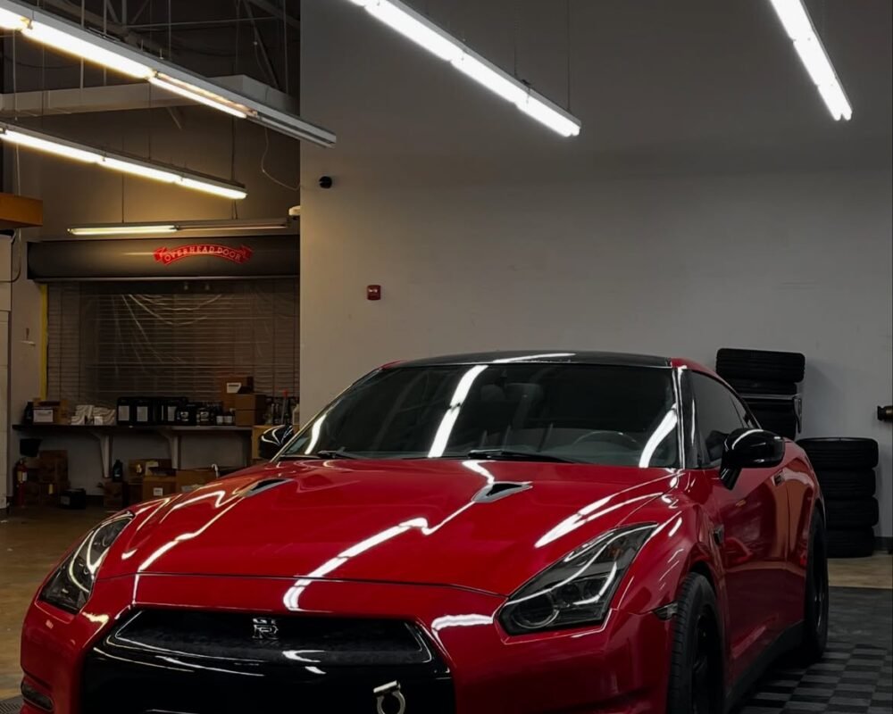 This Nissan GTR just come in to get Xpel Ultimate Plus on the driver side quater panel. Everythi